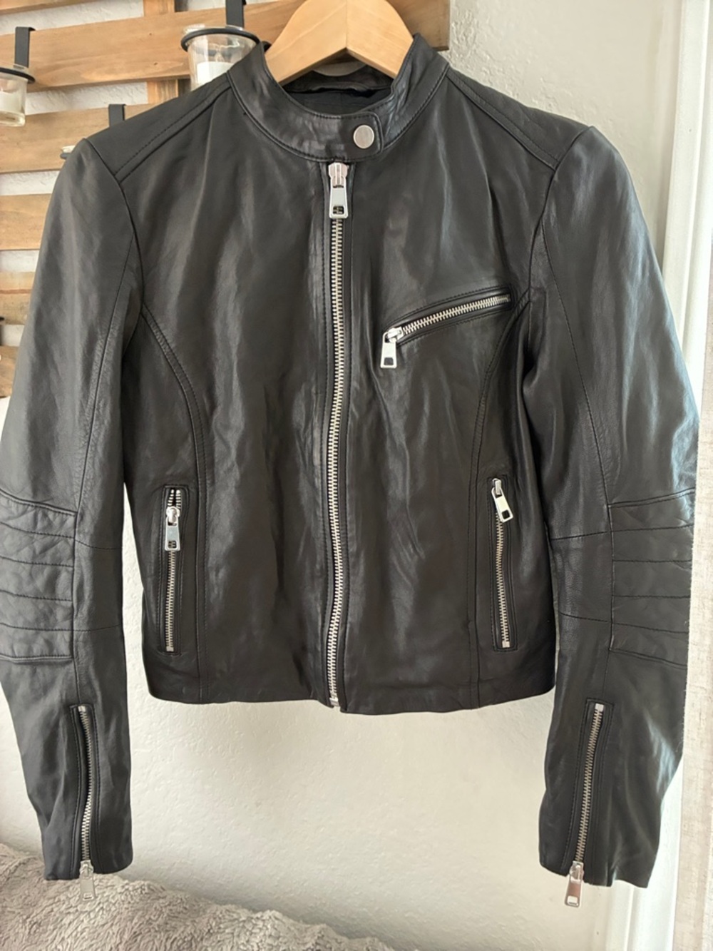 Banana Republic Classic Black Real Genuine Leather Moto Jacket - Women's S